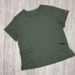EPIC by IRG Women's Size XL Olive Green Short Sleeve Scrub Top Shirt Nursing Hea